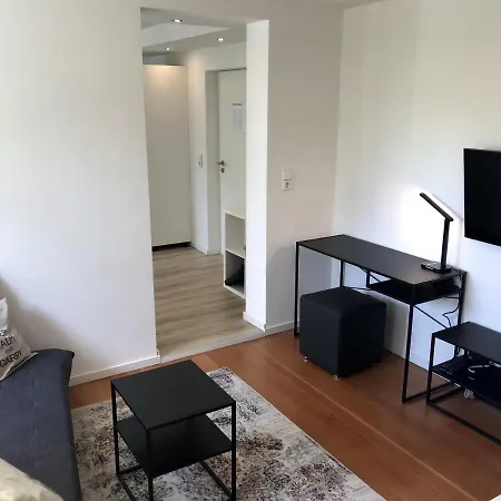 Business Tuscany Mit Grosser Gartenterrasse Apartamento Reutlingen