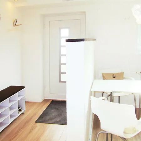 Business Tuscany Mit Grosser Gartenterrasse Apartamento Reutlingen